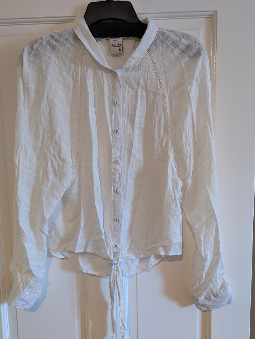 Women's American Ray Company Lightweight White Button-Front Tie-Hem Blouse